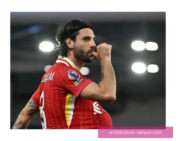 索博斯洛伊长传精准，助力球队在联赛中持续保持竞争力